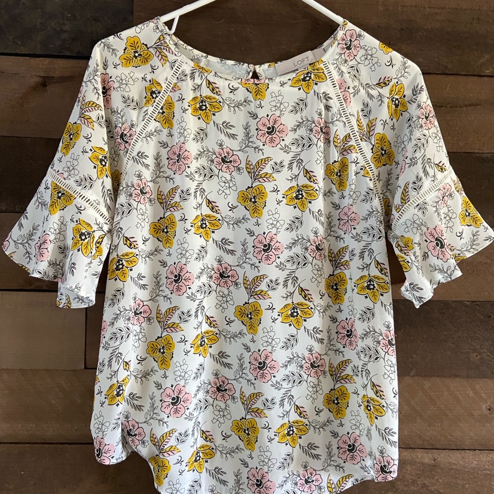 LOFT Flutter Sleeve Blouse